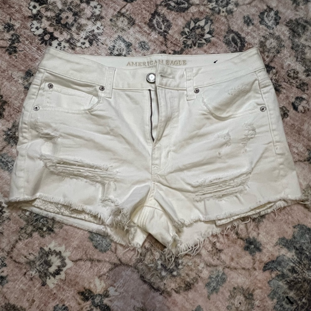 white jean shorts